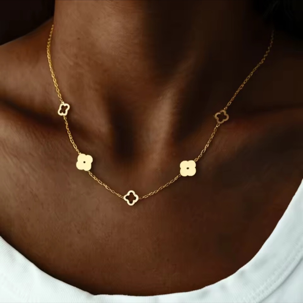 Alhambra 2PCS Gold Clover 
Stainless Steel Necklace & Bracelet Set ✨